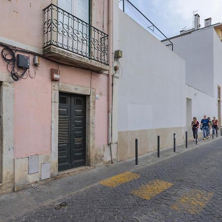 Vintage With Castle View Apartment By Lovelystay Lisbon Exterior photo