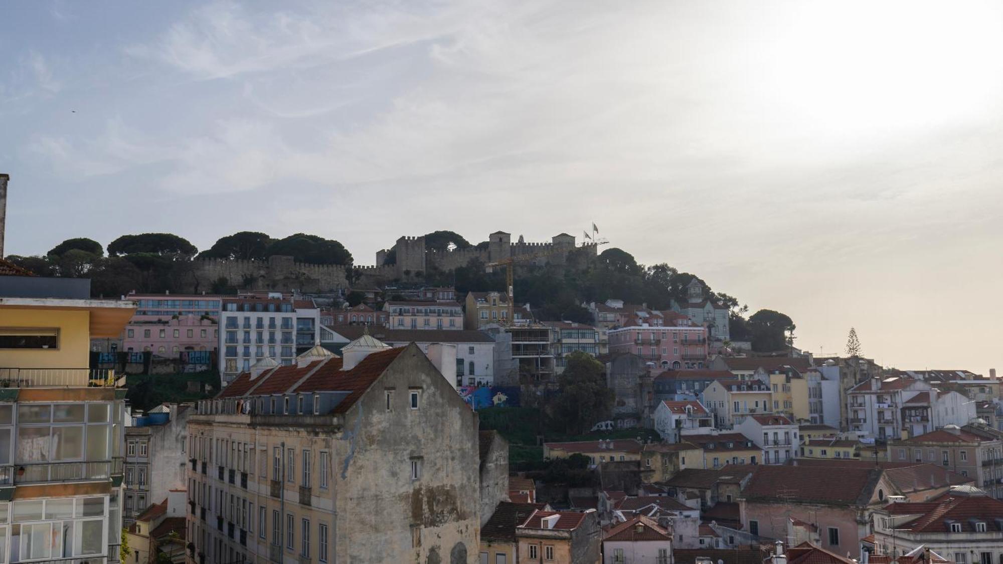 Vintage With Castle View Apartment By Lovelystay Lisbon Exterior photo